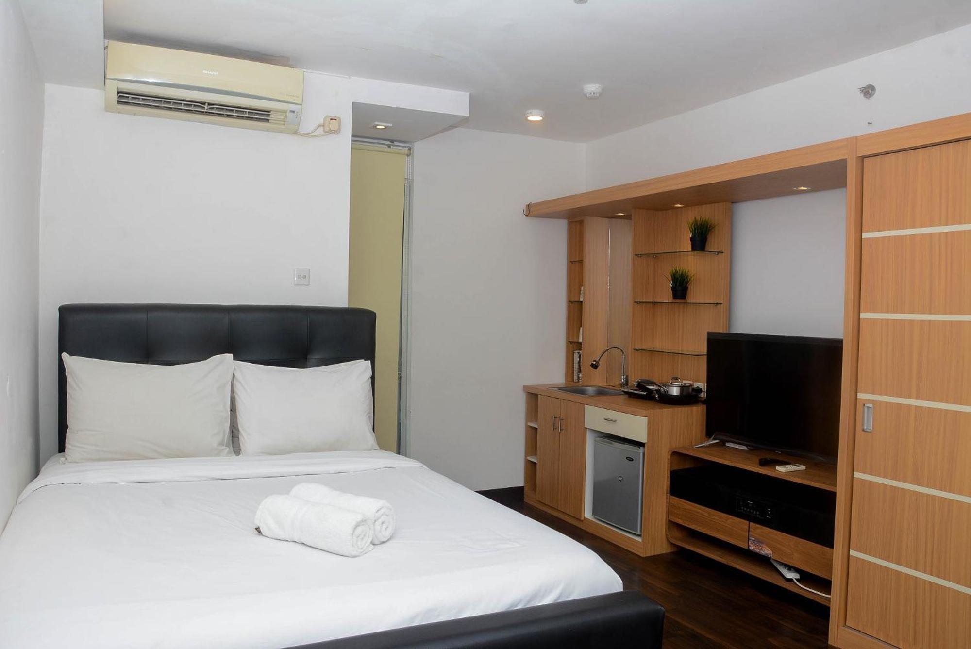 Apartment Fully Furnished With Cozy Design Bassura By Travelio